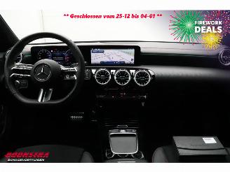 Mercedes Cla-klasse 180 Shooting Brake Star Ed. 7G-T AMG LED ACC Camera SHZ 6.727 km! picture 15