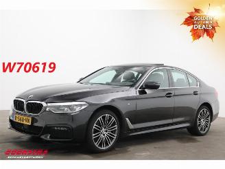 krockskadad bil auto BMW 5-serie 540i xDrive M-Sport Schuifdak HUD ACC Memory H/K Camera 2020/2
