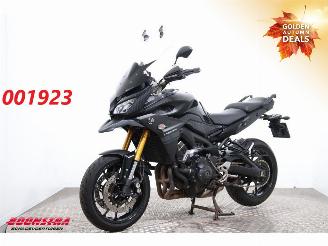krockskadad bil motor Yamaha VL 1500 Tracer 900 ABS Akrapovic LED 2017/3
