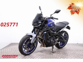 skadebil motor Yamaha MT-09 ABS Quickshift 29.103 km! 2020/2