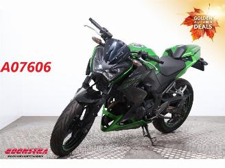 krockskadad bil motor Kawasaki  Z 300 ABS 2016/3