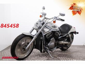 krockskadad bil motor Harley-Davidson  VRSCA V-Rod 100 Year Anniversary. 2003/1