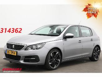 uszkodzony samochody osobowe Peugeot 308 1.2 PureTech Active Navi Clima Cruise PDC AHK 151.469 km!. 2018/1