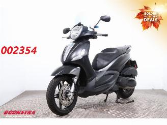 skadebil motor Piaggio Beverly 350 ABS 2016/10