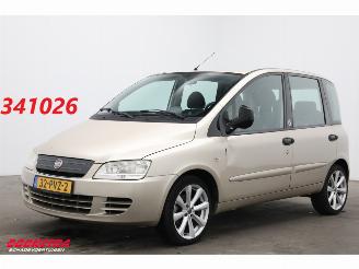 Auto incidentate Fiat Multipla 1.9 JTD Active Airco Cruise PDC AHK 2010/12