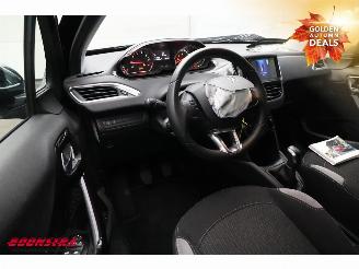 Peugeot 208 1.2 VTi Style Navi Airco Cruise PDC 117.066 km! picture 19