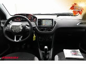 Peugeot 208 1.2 VTi Style Navi Airco Cruise PDC 117.066 km! picture 15