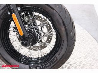 Harley-Davidson  110 FLSS Softail Slim S Vance Hines 8.428 mi! picture 13