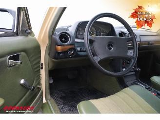 Mercedes  300 TD Combi Aut. W123 Radio AHK + extra wielset! picture 10