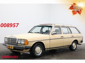 škoda osobní automobily Mercedes  300 TD Combi Aut. W123 Radio AHK + extra wielset! 1982/2
