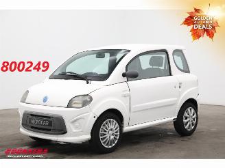 skadebil brommobiel Microcar  Dué Leder 2011/9
