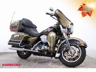 Harley-Davidson  FLHTCU Electra Glide Ultra Classic Opknapper! picture 2