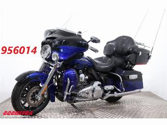 uszkodzony motocykle Harley-Davidson  FLHTCUSE CVO Electra Glide Ultra Classic 110 5HD! Cruise Radio SHZ 2011/8