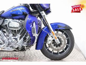 Harley-Davidson  FLHTCUSE6 CVO Ultra Classic 5HD! E-Glide 110 Cruise SHZ picture 9