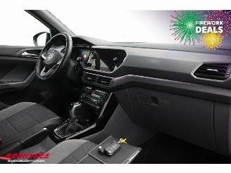 Volkswagen T-Cross 1.0 TSI DSG R-Line Virtual LED ACC Navi PDC SHZ 37.431 km! picture 10