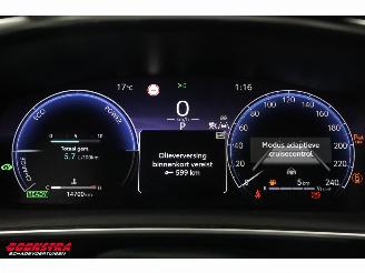 Toyota Corolla Touring Sports Hybrid 140 First Ed. LED ACC Navi Camera SHZ 14.700 km! picture 17