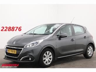 Voiture accidenté Peugeot 208 1.2 PureTech Access Navi Airco Cruise PDC 148.664 km! 2017/3