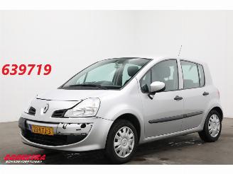 Auto incidentate Renault Modus 1.2 TCE Expression Airco Radio/CD 106.670 km! 2010/2