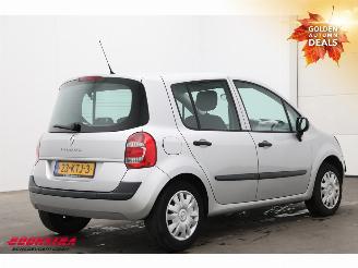 Renault Modus 1.2 TCE Expression Airco Radio/CD 106.670 km! picture 3