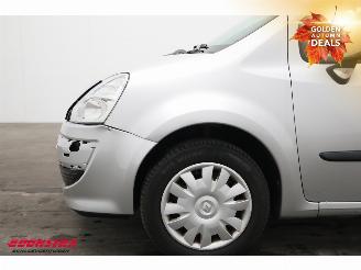 Renault Modus 1.2 TCE Expression Airco Radio/CD 106.670 km! picture 12