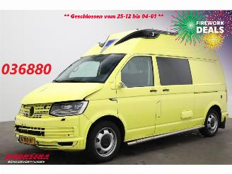 krockskadad bil bedrijf Volkswagen Transporter 2.0 TDI 205 PK DSG RTW Ambulance LED Leder Cruise PDC 2019/10