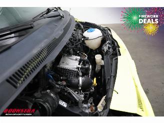 Volkswagen Transporter 2.0 TDI 205 PK DSG RTW Ambulance LED Leder Cruise PDC picture 10