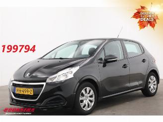krockskadad bil auto Peugeot 208 1.0 PureTech Access 5-DRS Airco Cruise 2015/11