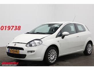 Damaged car Fiat Punto Evo 1.2 Pop Airco AHK 2014/1