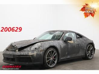 damaged passenger cars Porsche 911 992 3.0 Carrera Schuifdak PASM LED Camera Leder 2021/10