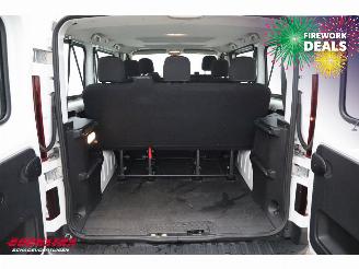 Renault Trafic Passenger 1.6 dCi Expression 9-Pers. Airco picture 17