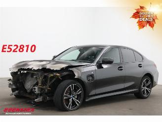 Schadeauto BMW 3-serie 330e M-Sport LED Cruise SHZ 2024/5