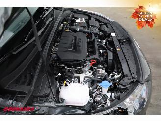 Kia Ceed 1.5 T-GDi GT-Line Aut. LED ACC Navi Clima Camera SHZ LRHZ 10.012 km! picture 9