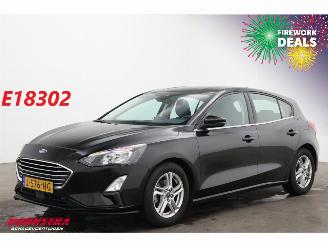 skadebil auto Ford Focus 1.0 EcoBoost Hybrid Airco Navi Camera 87.278km! 2020/9