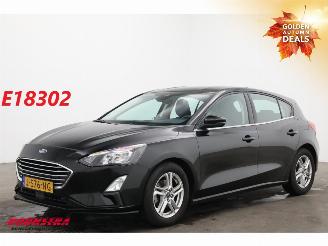 Auto incidentate Ford Focus 1.0 EcoBoost Hybrid Airco Navi Camera 87.278km! 2020/9