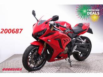 dommages motocyclettes  Honda  CBR 650R 95PK ABS Akrapovic LED 8.217 km! 2022/4