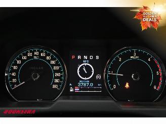 Jaguar XF Sportbrake 3.0D S Aut. Glasdak Navi Leder SHZ picture 17