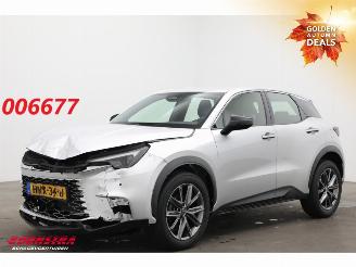 Voiture accidenté Lexus LBX 1.5 VVT-iE HEV Elegance 2WD Clima ACC Navi Leder SHZ Camera 2024/9