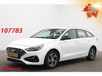 uszkodzony samochody osobowe Hyundai I-30 Wagon 1.0 T-GDi MHEV Comfort Smart Clima Navi Cruise Camera PDC 2022/1