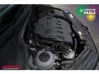 Volkswagen Golf Variant 1.6 TDI DSG Highline R-Line ACC SHZ Clima Navi Camera picture 9