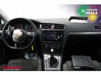 Volkswagen Golf Variant 1.6 TDI DSG Highline R-Line ACC SHZ Clima Navi Camera picture 14