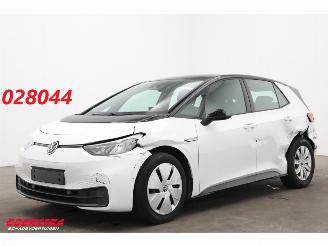 Schadeauto Volkswagen ID.3 Pro 58 kWh ACC 360° 24.067 km! 2023/2