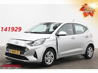 damaged passenger cars Hyundai I-10 1.0 Comfort Bluetooth Airco Cruise 30.823 km! 2022/6