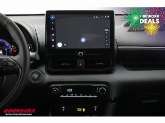 Toyota Yaris 1.5 Hybrid 115 Dynamic LED ACC LRHZ SHZ Camera PDC 3.421 km! picture 16