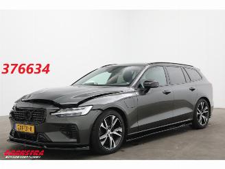 krockskadad bil auto Volvo V-60 T8 Twin Engine AWD R-Design LED ACC Leder Memory H/K 2020/4