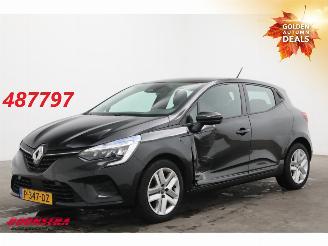 krockskadad bil auto Renault Clio 1.0 TCe Zen LED Navi Airco Cruise PDC 2022/2