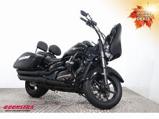 Suzuki  C 1500 BT Intruder ABS Apple/Android Radio 32.752 km! picture 2