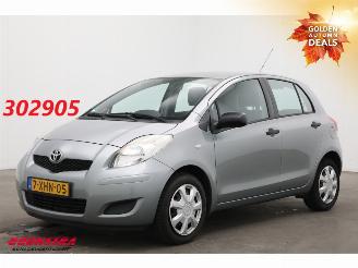 skadebil auto Toyota Yaris 1.0 VVTi 5-DRS Cool Airco 2010/11