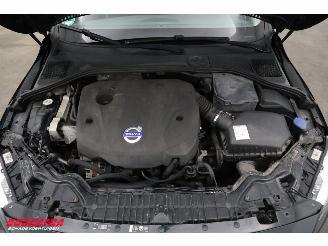 Volvo V-60 2.0 D4 Aut. Kinetic PremiumSound Leder Navi Clima Cruise PDC AHK picture 5