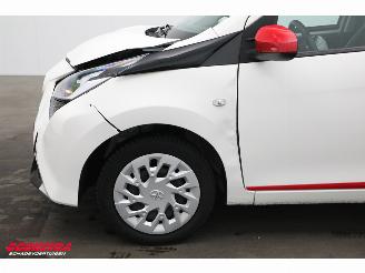 Toyota Aygo 1.0 VVT-i x-play Apple/Android Airo Cruise Camera 57.976 km! picture 12