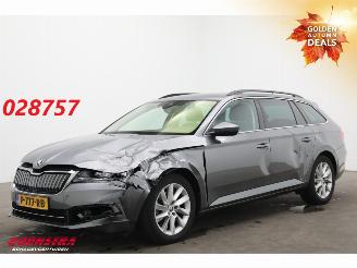 Vaurioauto  passenger cars Skoda Superb Combi 1.4 TSI iV Bus. Ed. Plus LED ACC Memory Camera SHZ AHK 2022/5